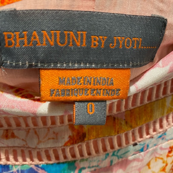 Beautiful multi colored mini skirt from anthropologie - Picture 2 of 2